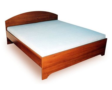 Manželská posteľ z lamina BEN Manželská posteľ z lamina BEN